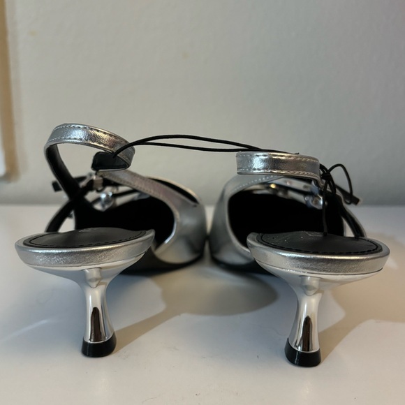 SOLD DO NOT BUY Steve Madden Madden Girl Silver Metallic Kitten Heel Slingback - Picture 5 of 5